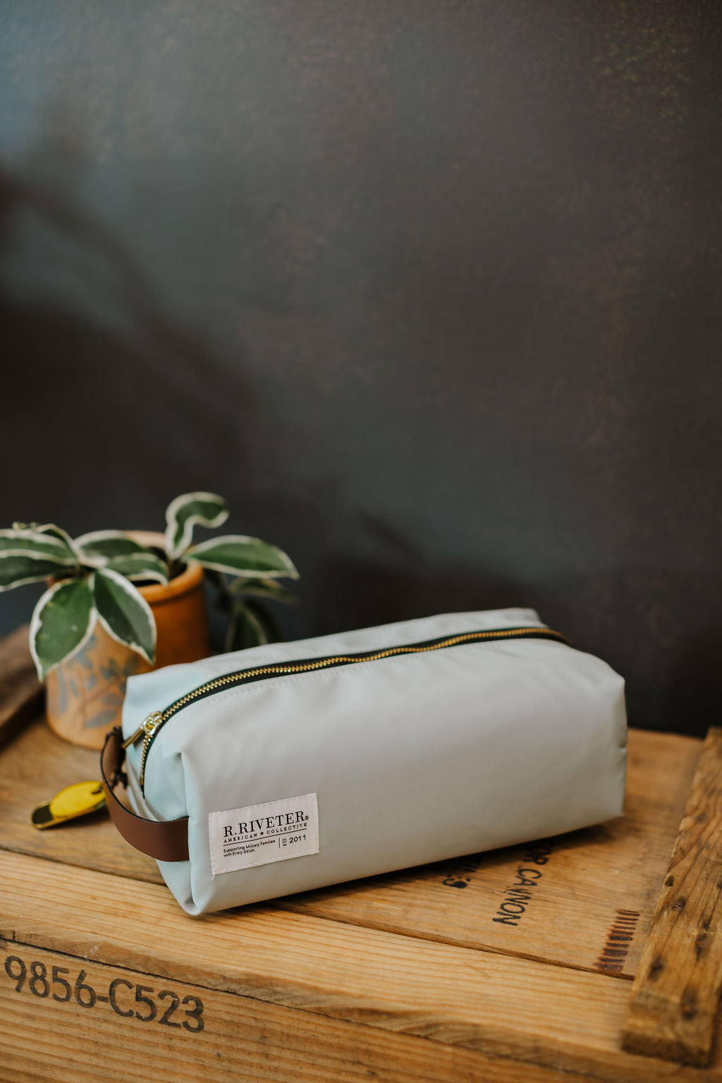 Dopp Kit | Slate Nylon + Brown Leather
