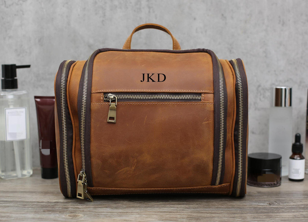 Personalized Hanging Leather Dopp Kit