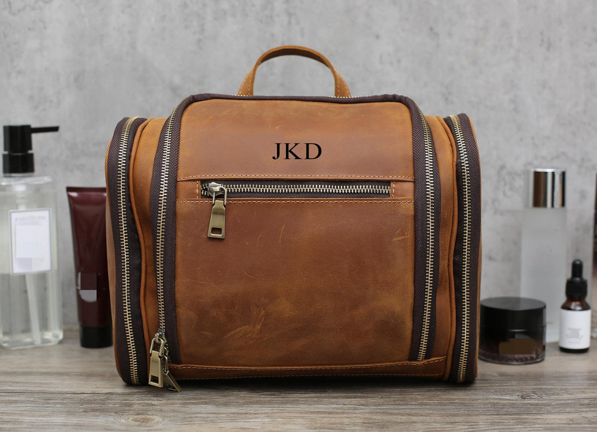 Personalized Hanging Leather Dopp Kit
