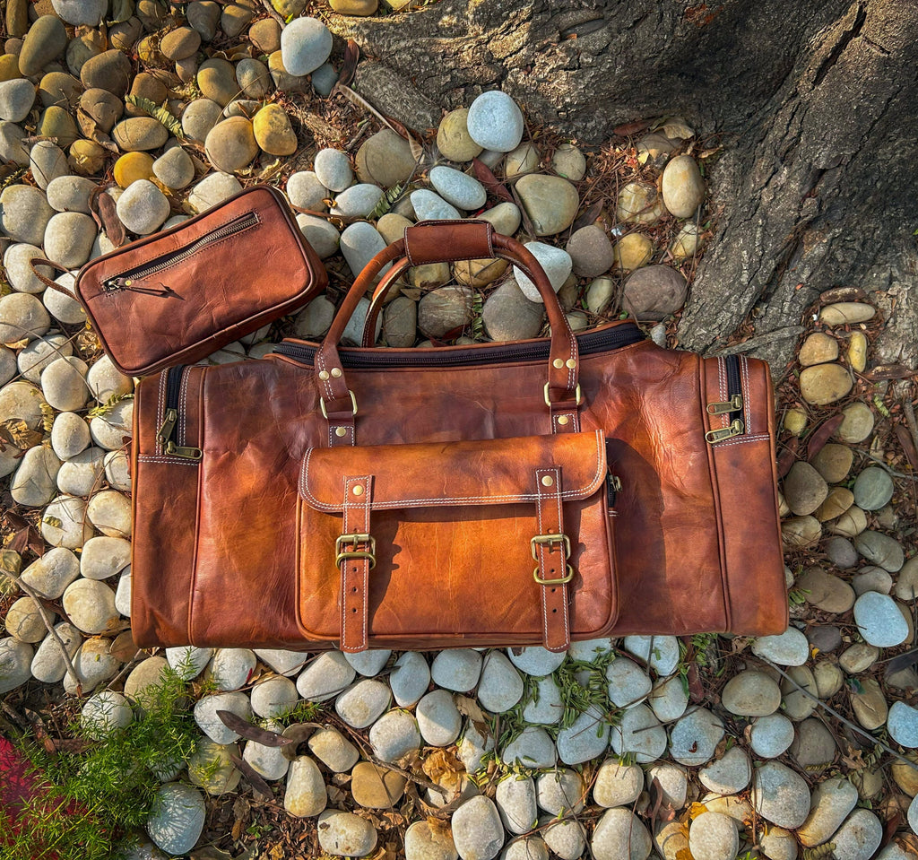 Classy Leather Bags Walker leather weekender bag, view 7